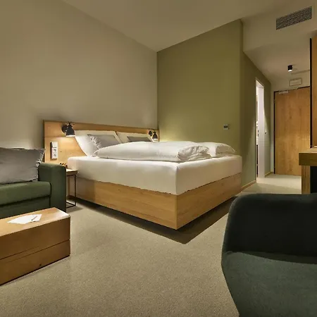Element Hotel