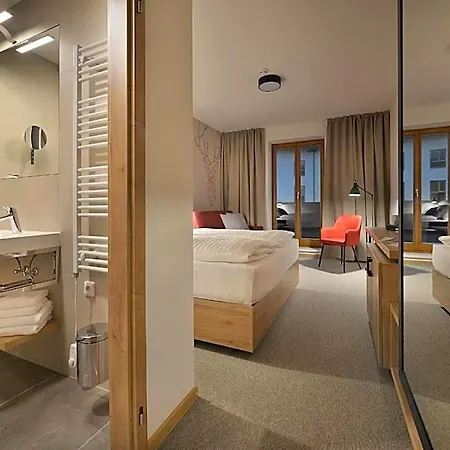 Hotel Element