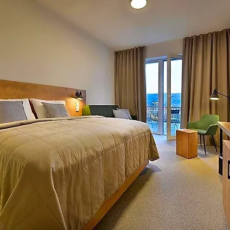 Element Hotel 4*