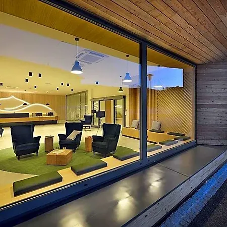 Hotel Element 4*
