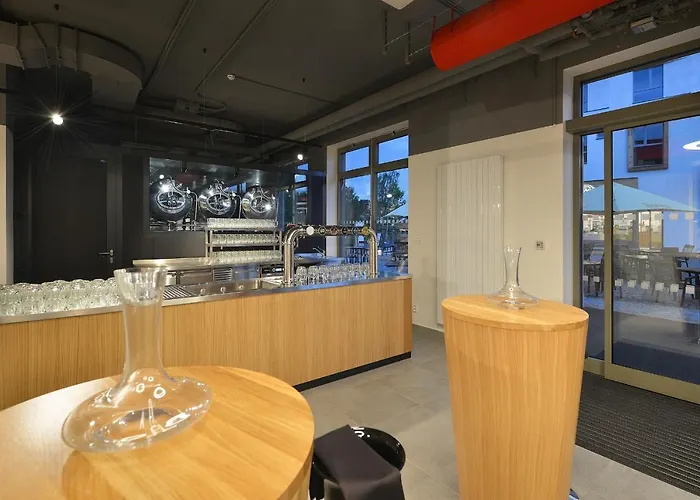Hotel Element 4*